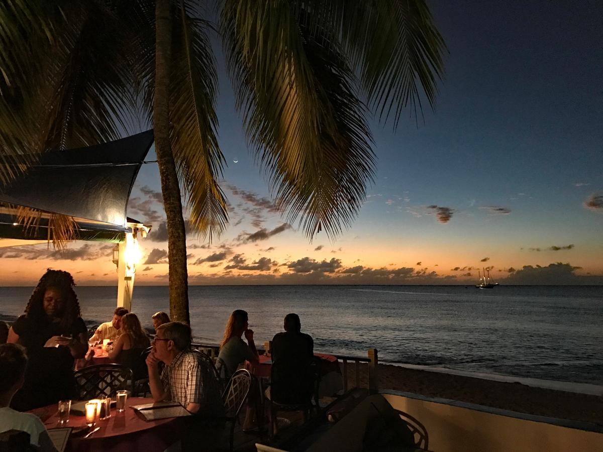 Sand Castle On The Beach - Adults Only Frederiksted Bagian luar foto
