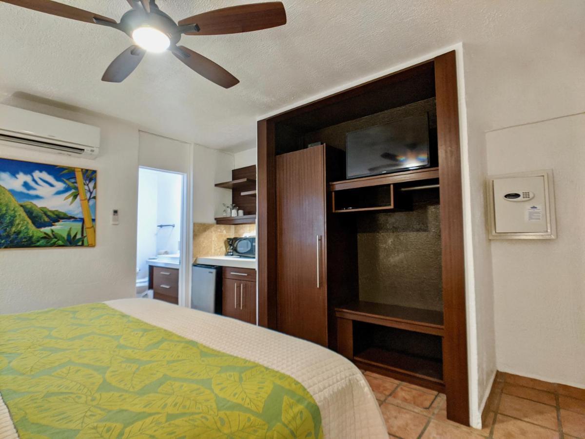 Sand Castle On The Beach - Adults Only Frederiksted Bagian luar foto